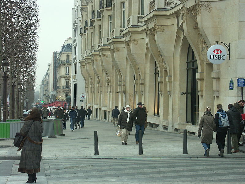 800px-France-Paris-ChampsElysees_1.JPG