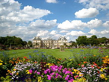 220px-Jardin_du_Luxembourg.JPG